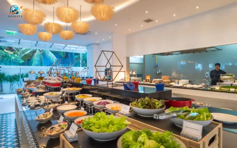 Food and Dining Experiences in Ao Nang