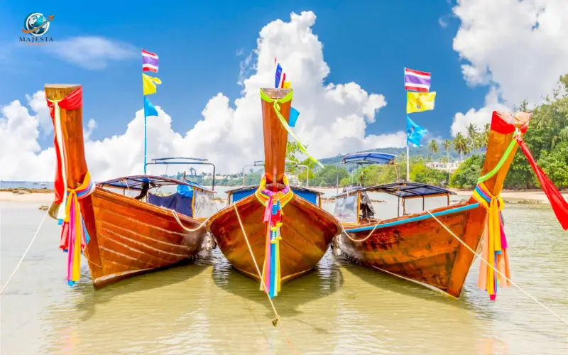 Longtail Boat
