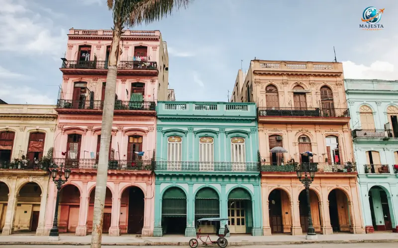 Americans Travel to Cuba