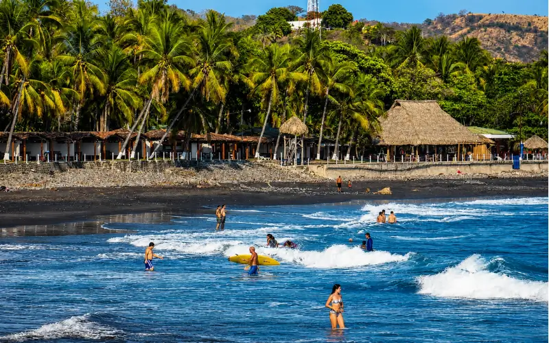 El Tunco Beach